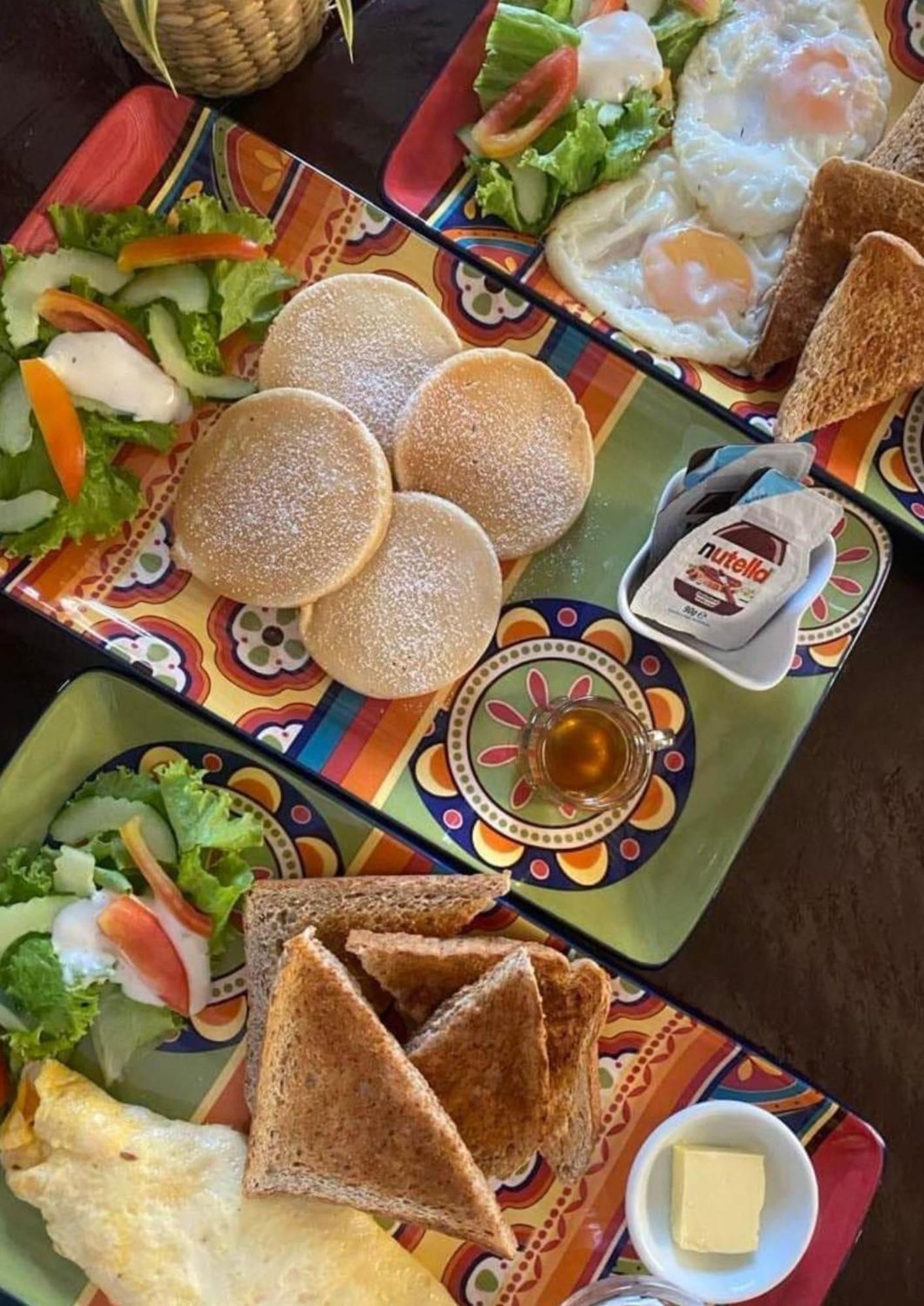 โอลานา เบด แอนด์ เบรกฟาสต์ Bed & Breakfast Labrador ภายนอก รูปภาพ