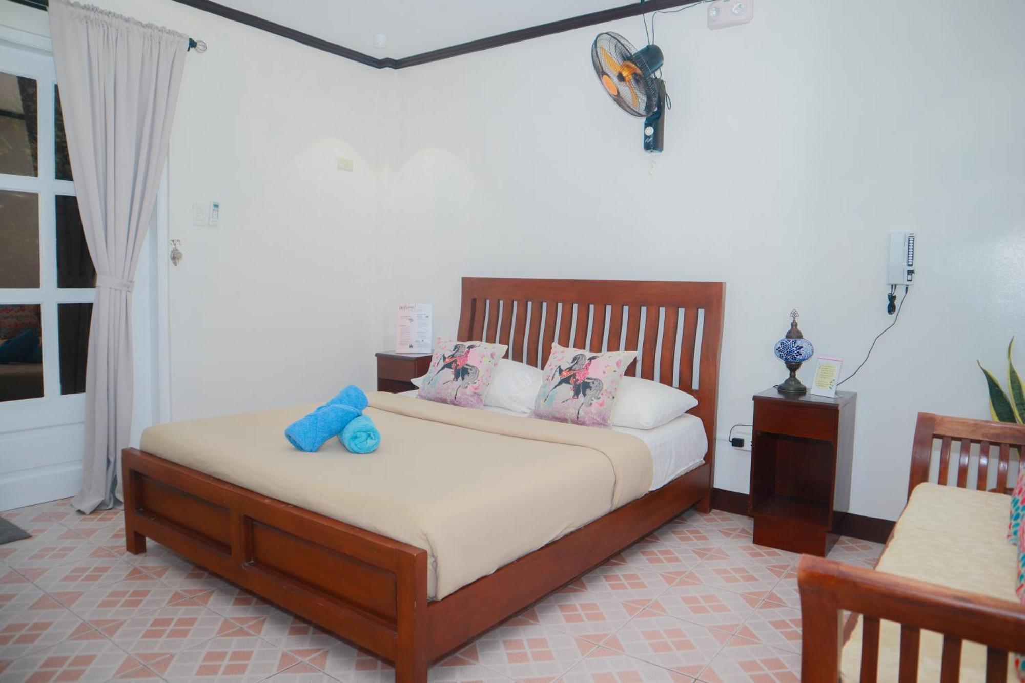 โอลานา เบด แอนด์ เบรกฟาสต์ Bed & Breakfast Labrador ภายนอก รูปภาพ