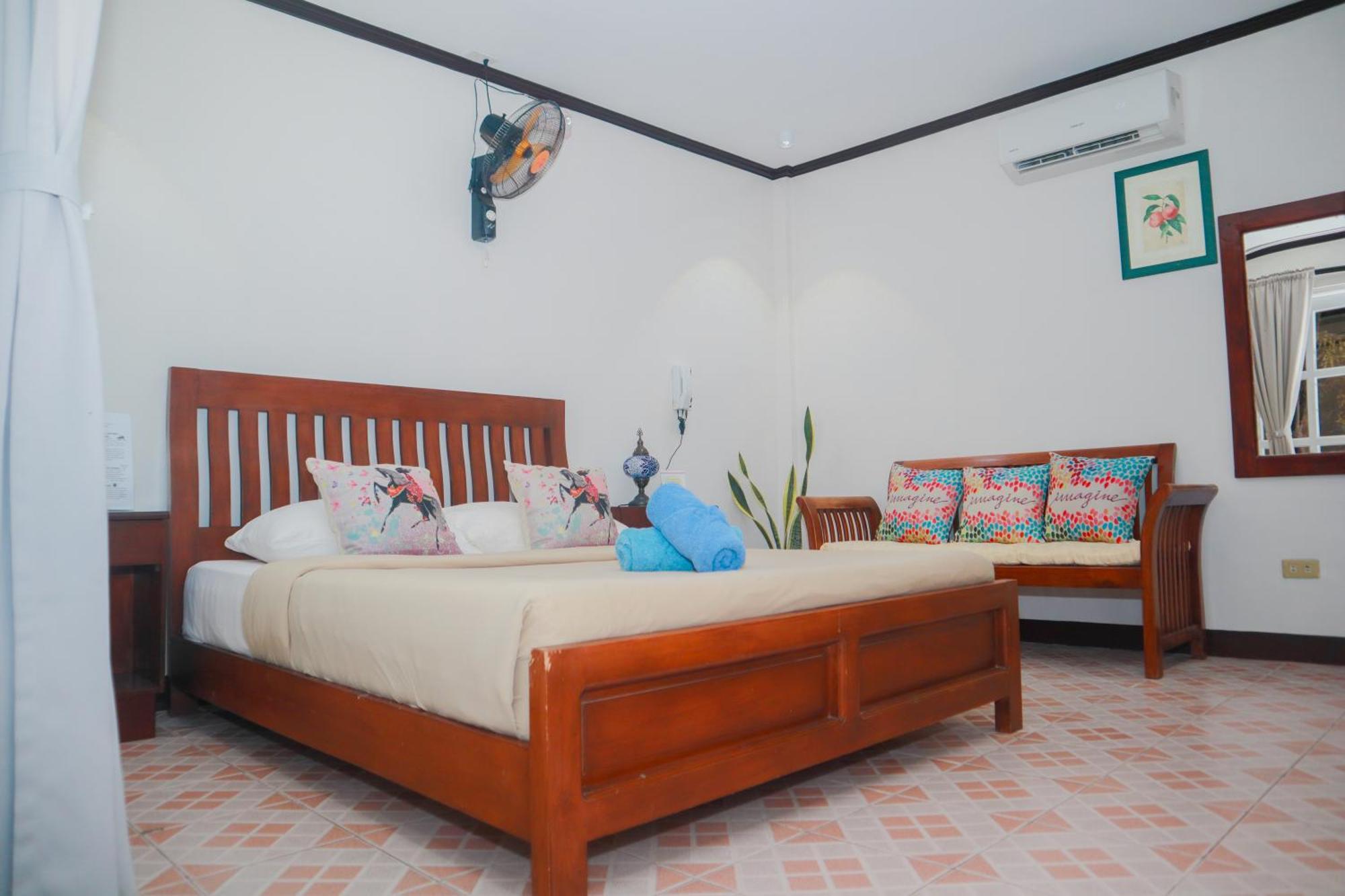 โอลานา เบด แอนด์ เบรกฟาสต์ Bed & Breakfast Labrador ภายนอก รูปภาพ