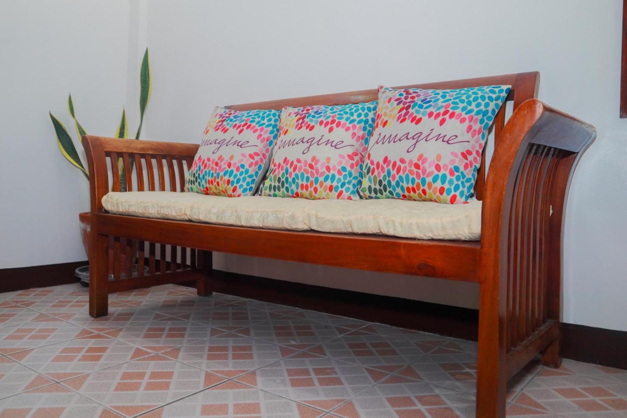 โอลานา เบด แอนด์ เบรกฟาสต์ Bed & Breakfast Labrador ภายนอก รูปภาพ