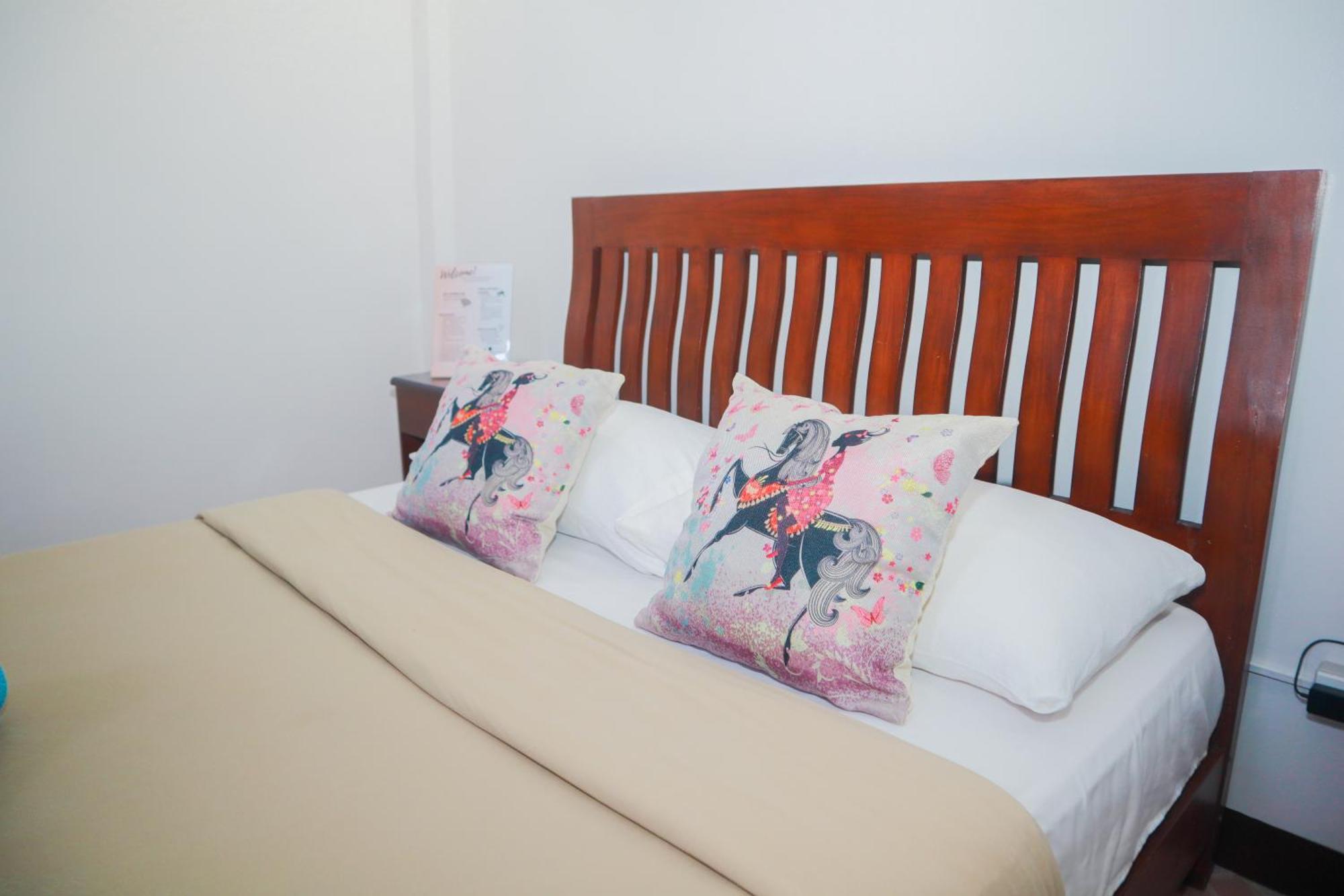 โอลานา เบด แอนด์ เบรกฟาสต์ Bed & Breakfast Labrador ภายนอก รูปภาพ