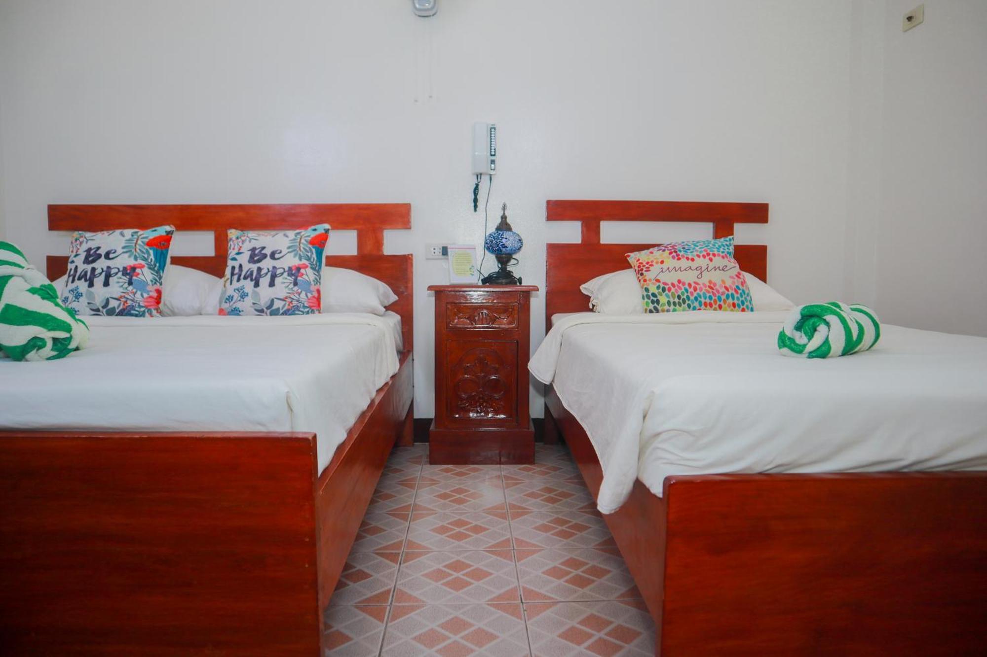 โอลานา เบด แอนด์ เบรกฟาสต์ Bed & Breakfast Labrador ภายนอก รูปภาพ