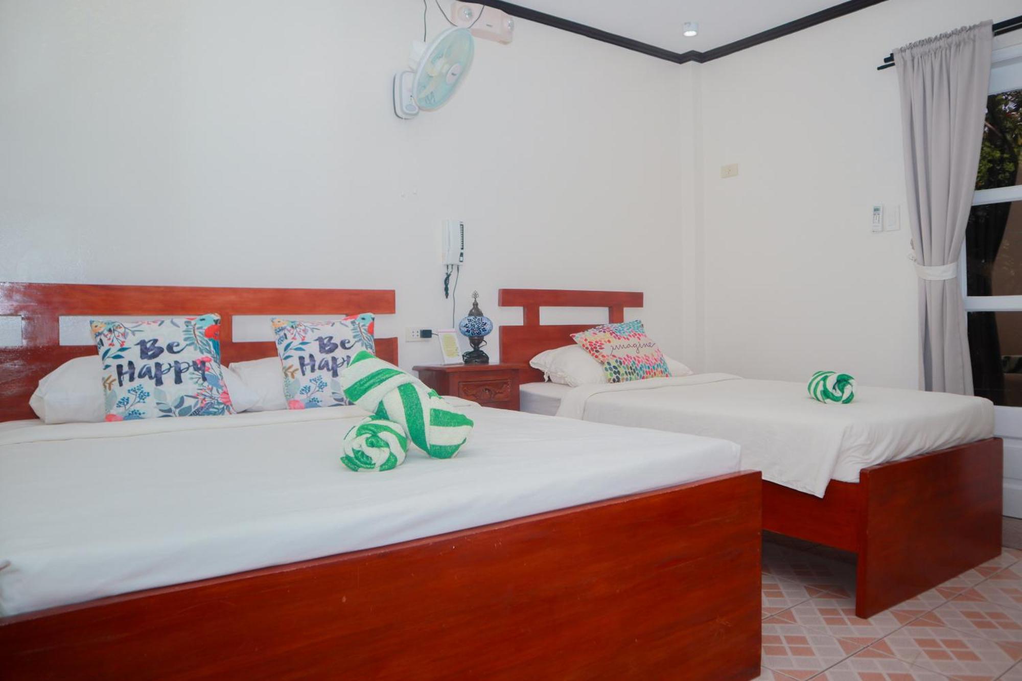 โอลานา เบด แอนด์ เบรกฟาสต์ Bed & Breakfast Labrador ภายนอก รูปภาพ