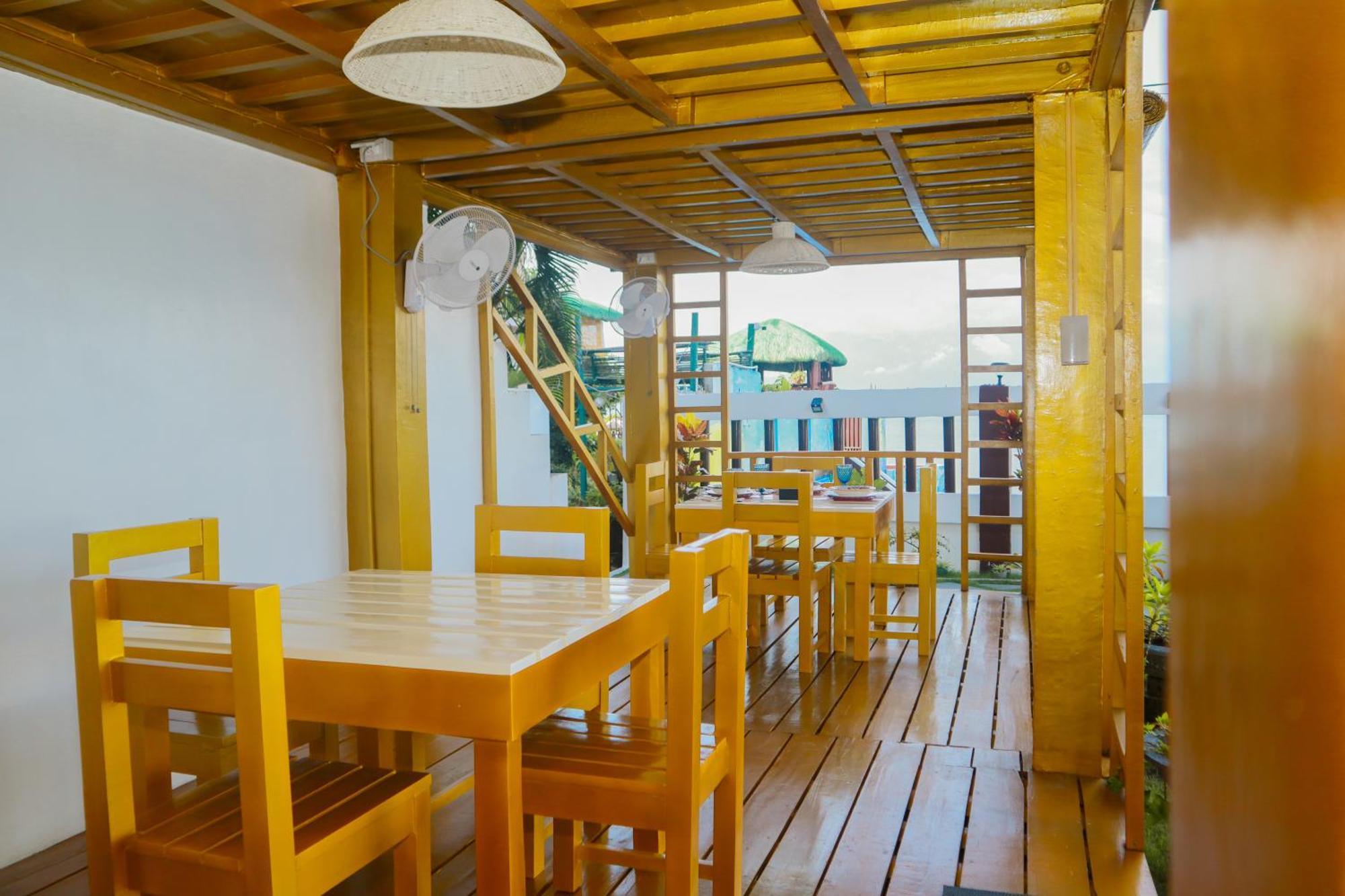 โอลานา เบด แอนด์ เบรกฟาสต์ Bed & Breakfast Labrador ภายนอก รูปภาพ