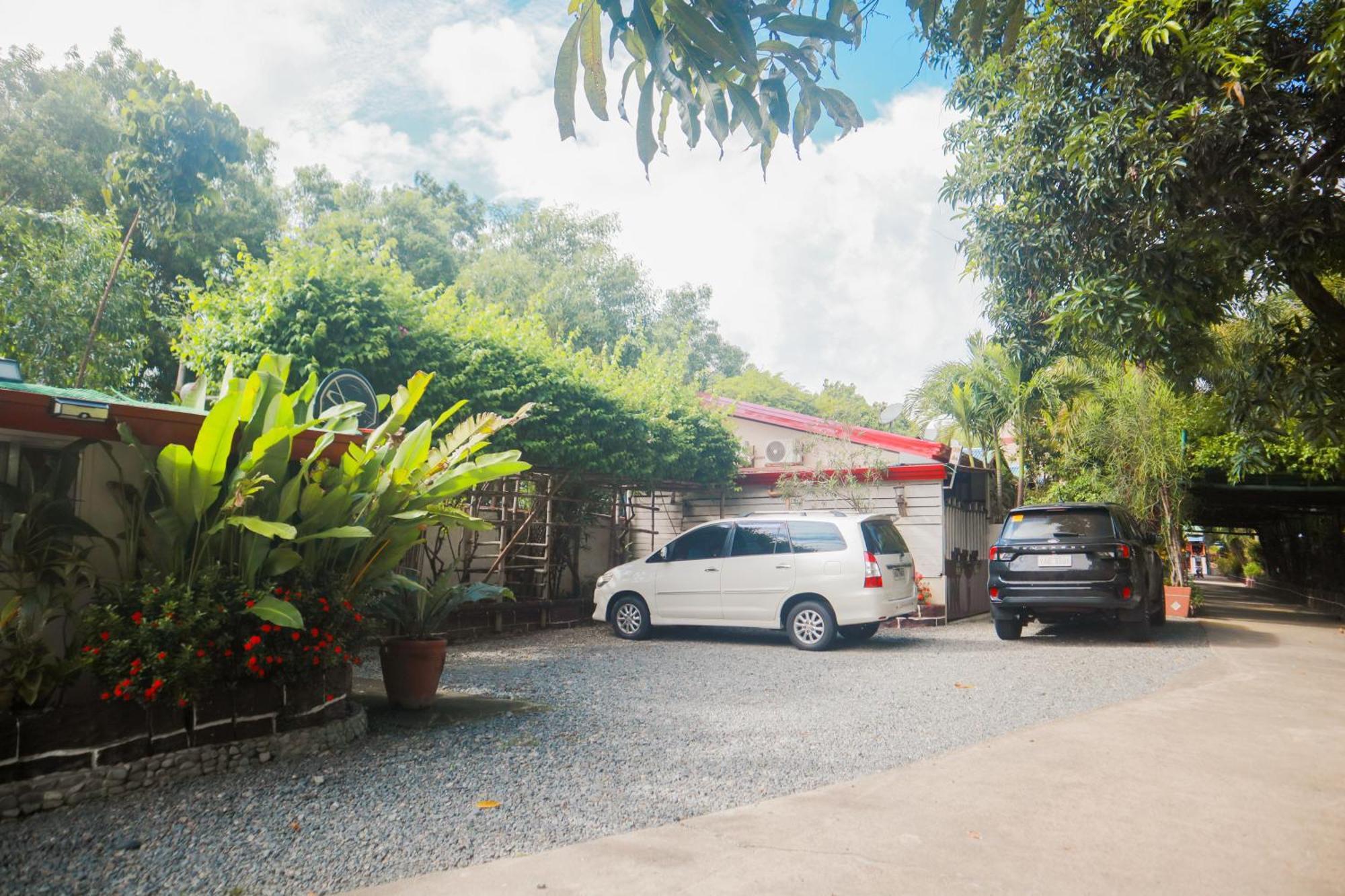 โอลานา เบด แอนด์ เบรกฟาสต์ Bed & Breakfast Labrador ภายนอก รูปภาพ