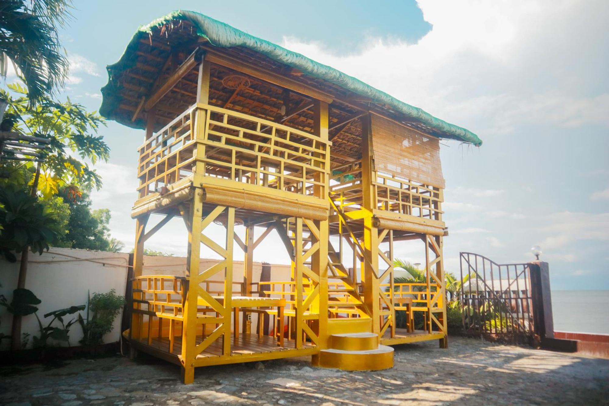 โอลานา เบด แอนด์ เบรกฟาสต์ Bed & Breakfast Labrador ภายนอก รูปภาพ