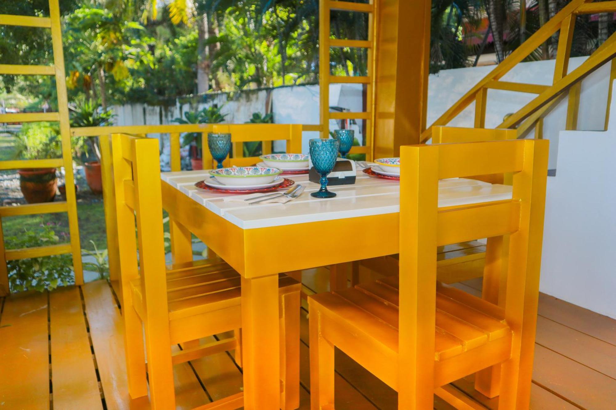 โอลานา เบด แอนด์ เบรกฟาสต์ Bed & Breakfast Labrador ภายนอก รูปภาพ