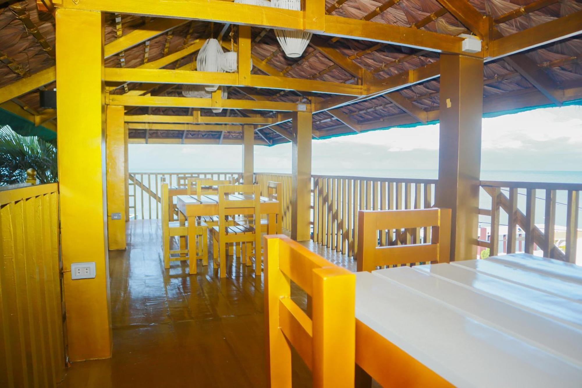 โอลานา เบด แอนด์ เบรกฟาสต์ Bed & Breakfast Labrador ภายนอก รูปภาพ